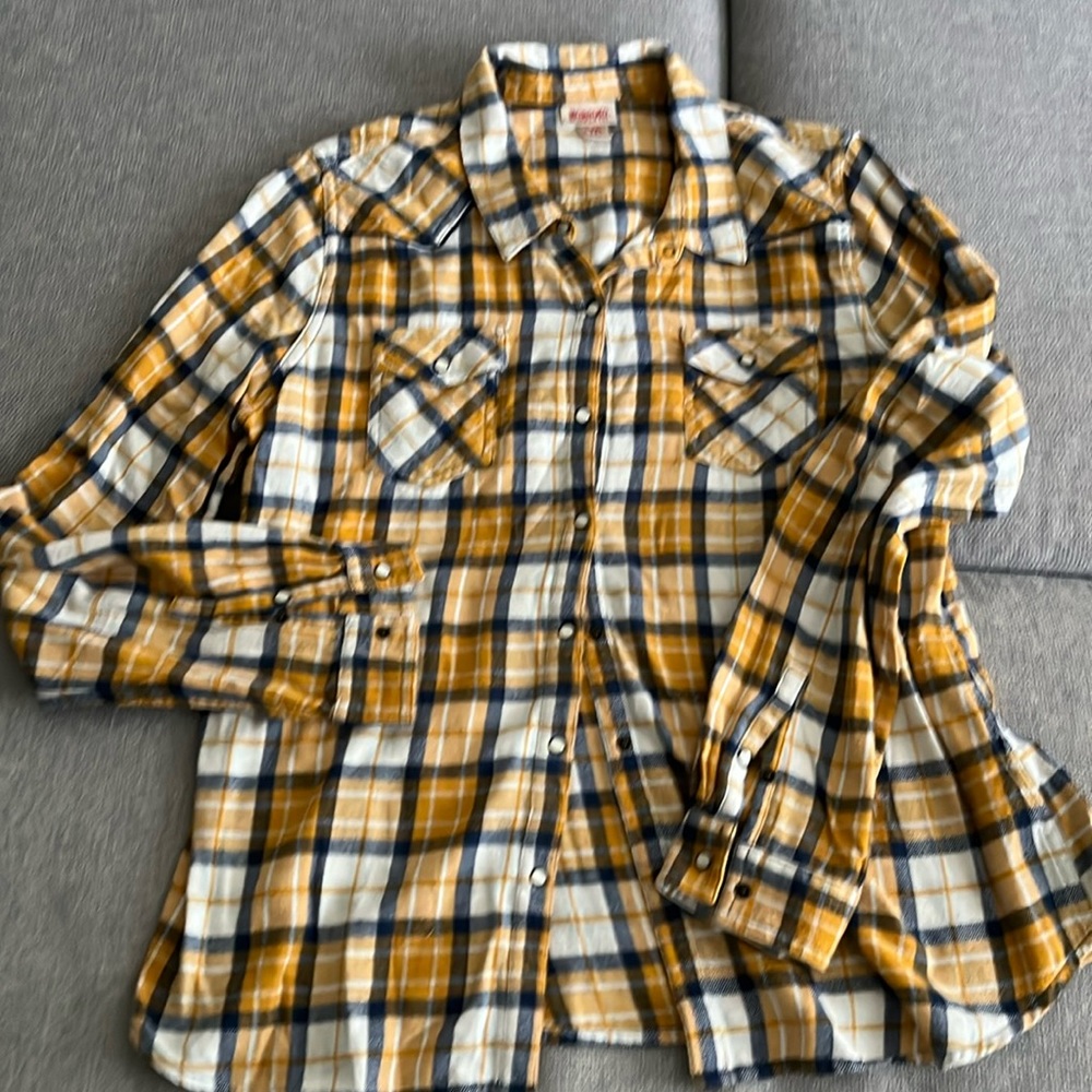 Mossimo long sleeves plaids top